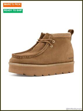 Clarks Meare Walla Mid Leather Ankle Boots